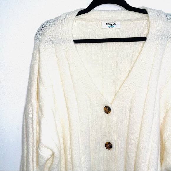 Double Zero Cream Thick Knit Ribbed Fray Hem Cardigan Sweater Medium Women’s - Picture 3 of 10